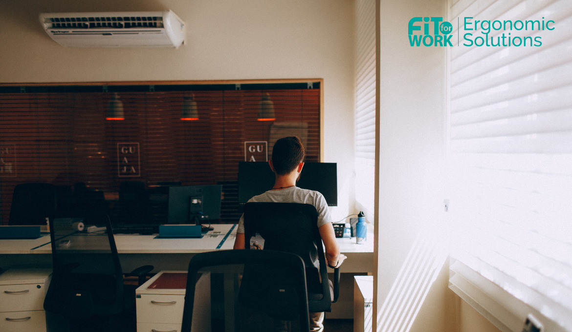 window blinds help employees relax