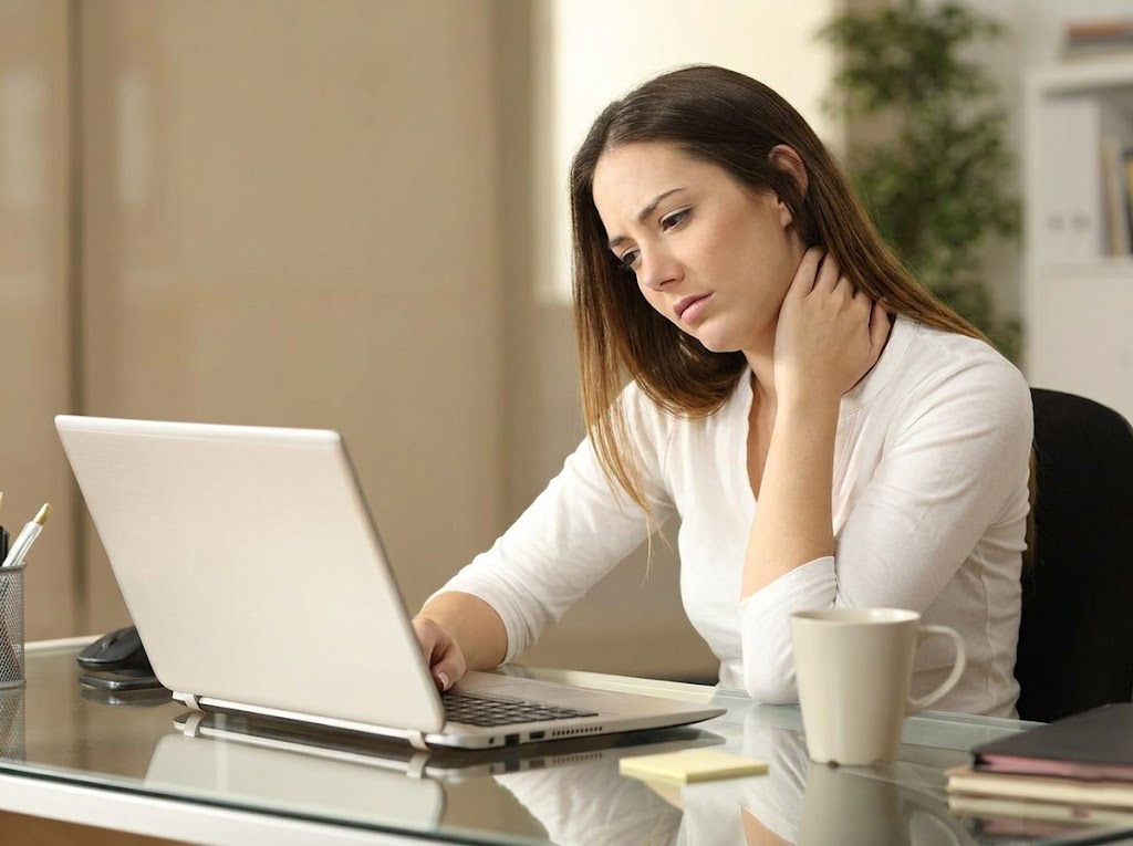 7 Tech Neck Exercises to Relieve Forward Head Posture